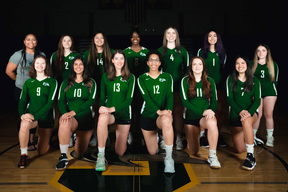 2022 Women's Volleyball Team
