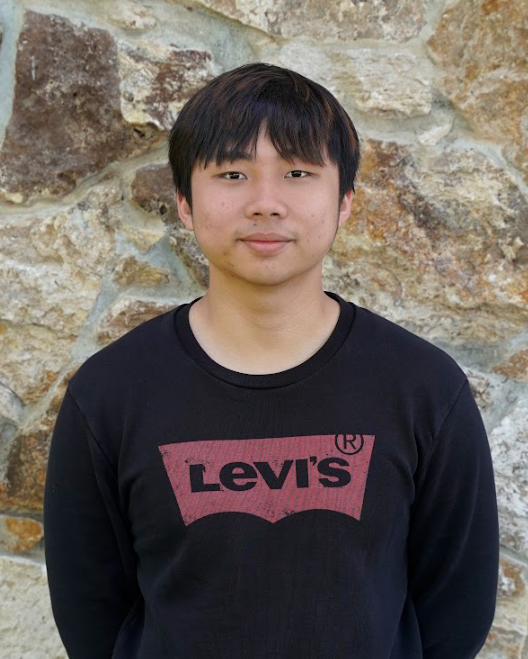 Dennis Headshot